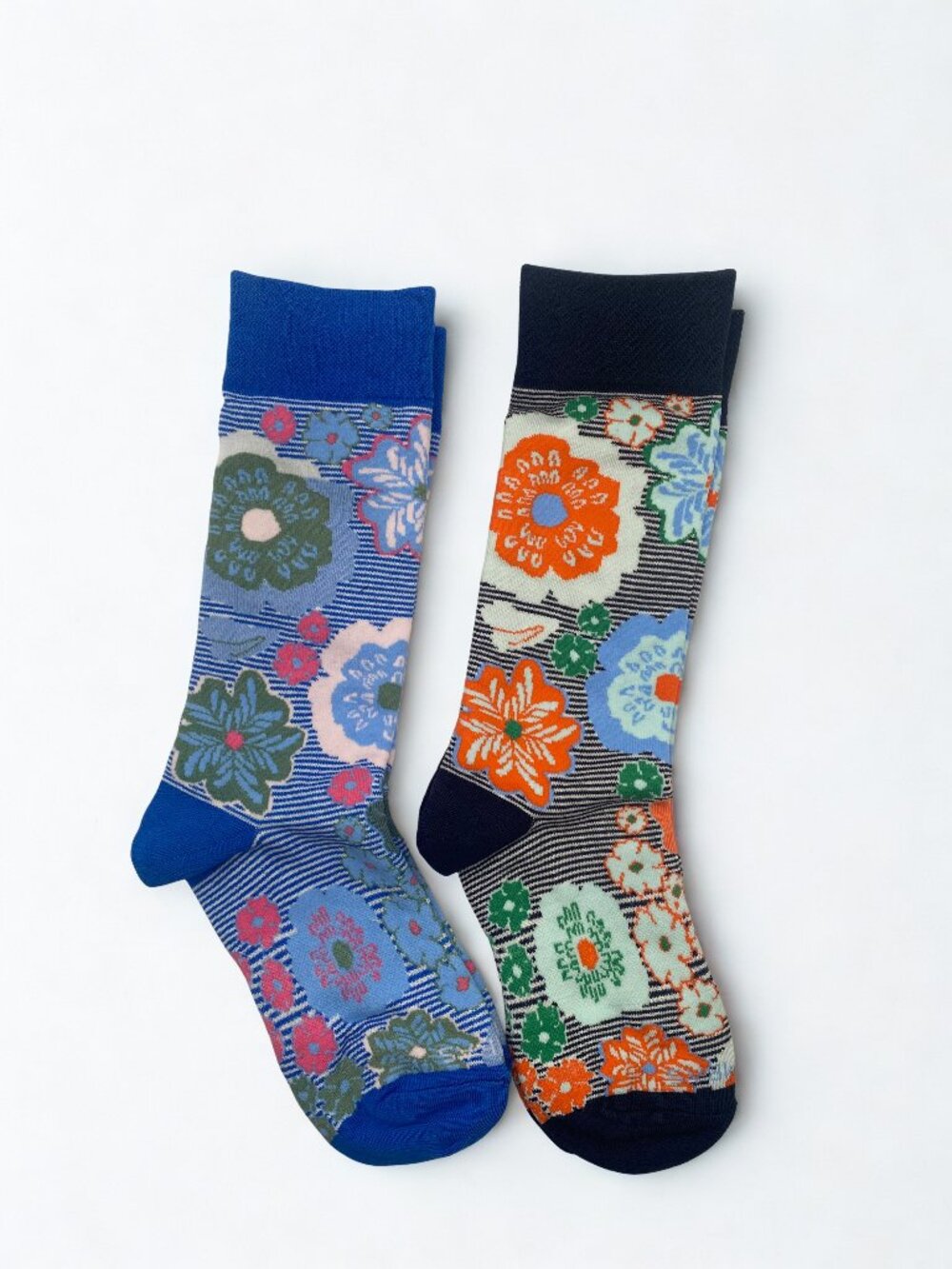 2 Pairs Bombas Lightweight Allover Floral Calf Socks NWOT